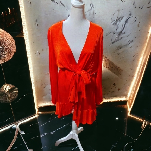 NWOT Q&A Red Ruffled Tie Dress Size Small - Picture 1 of 6